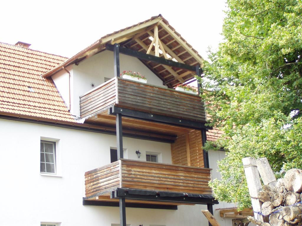 Casa Carolina Rumanisches Restaurant & Pension Stedtfeld 外观 照片